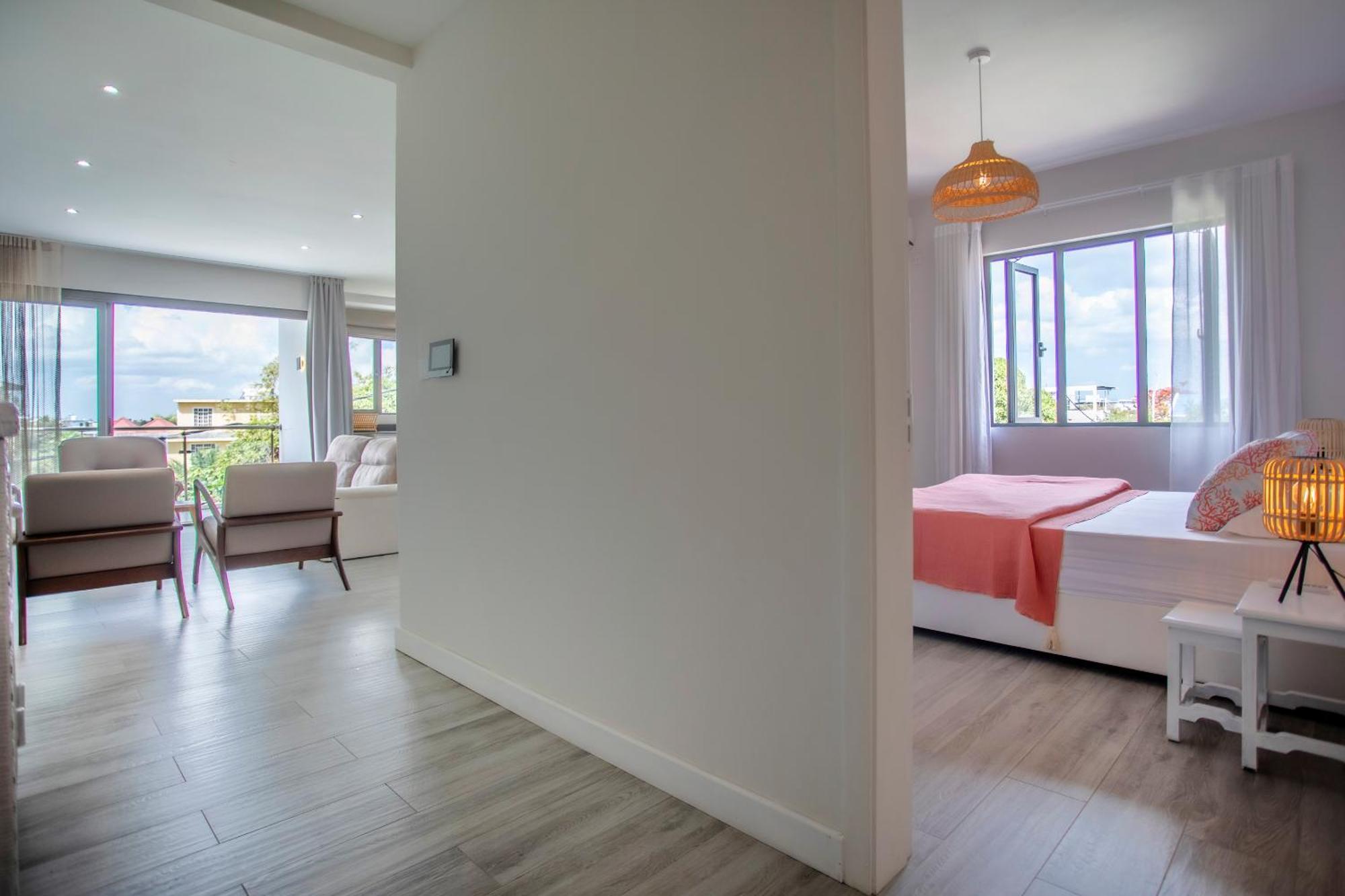 Mayfair Condo In Pereybere Pereybere Beach Esterno foto