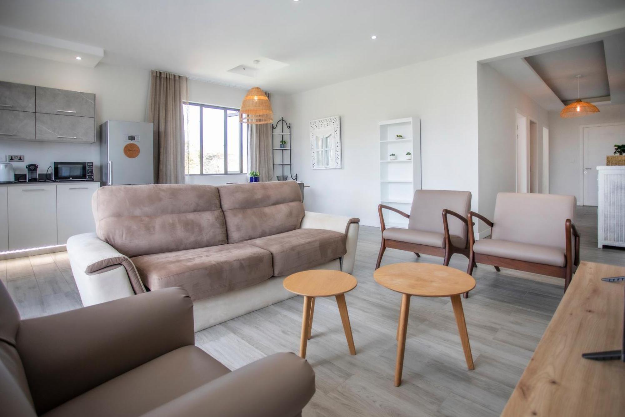 Mayfair Condo In Pereybere Pereybere Beach Esterno foto